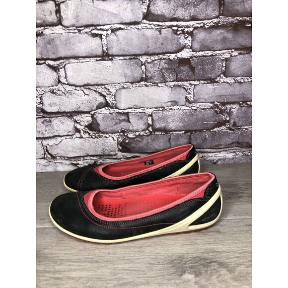 Ecco Biom Natural Motion Black Suede Red Textile Flats Shoes Women Sz 39EU/8.5M - Picture 1 of 16